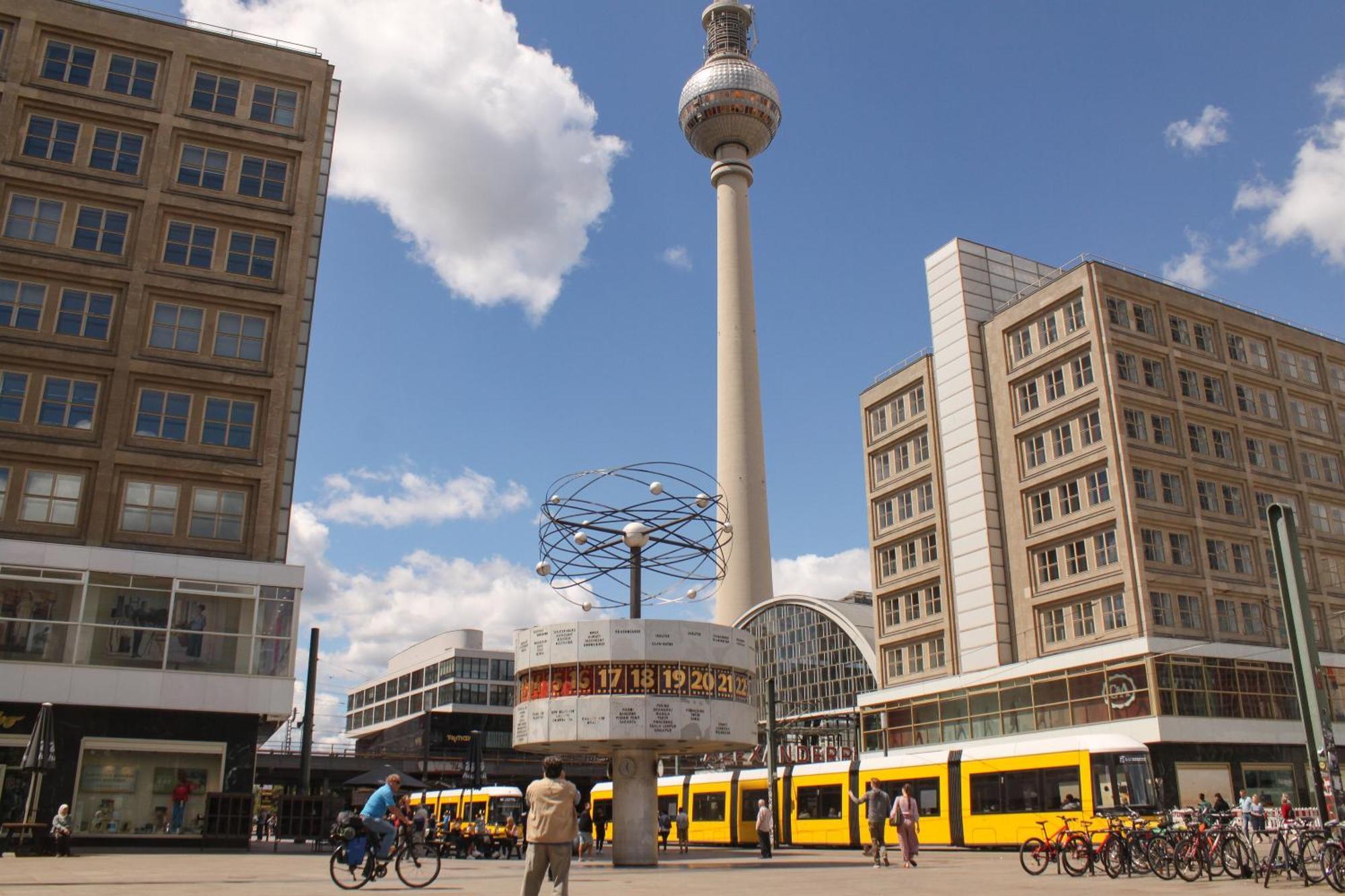 Homely - Spacious, Modern, S-bahn Nearby , Groups & Families Apartament Berlin